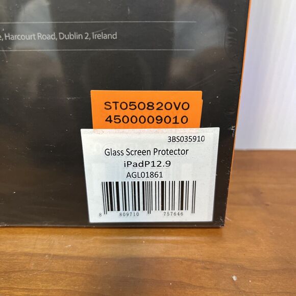 iPad Pro 12.9 in | Spigen [ Glas.tR Slim ] Slim Sensor Opening Screen Protector - Picture 3 of 3